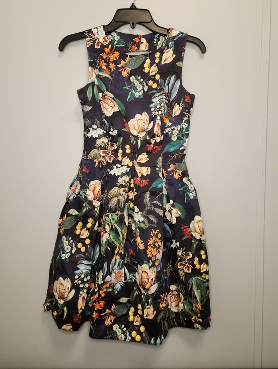 Closet London Dresses & Skirts - Closet Floral Fit-and-Flare Dress in Navy Size 8UK